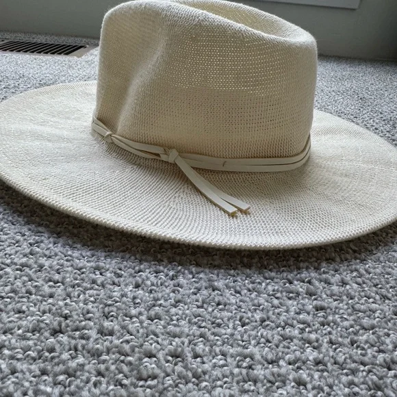 Wyeth by Todd Magill Cream Hat with Brown Band NEW NWT! Wyeth by Todd Magill 100% Wool Neutral | Mercari main image 4